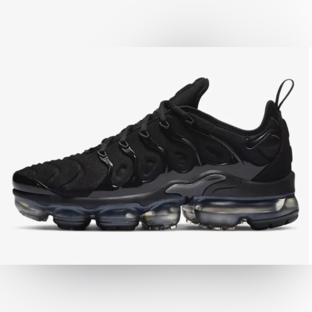 Nike Air Vapor Max Plus Triple Black Size 7